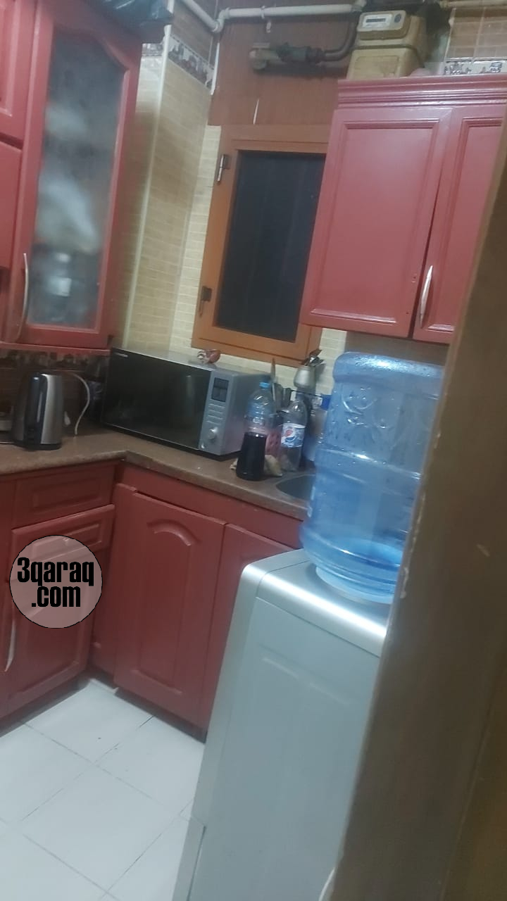 شقة مفروشة راقية جدا لاسرة بشارع خيرت السيدة زينب برج وموقع مميز جدا 15 الف 